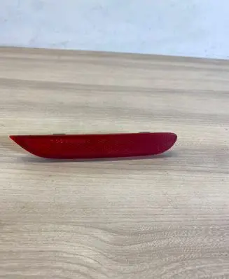Rear tail light reflector