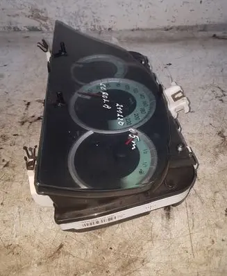 Toyota Corolla Verso AR10 Speedometer (instrument cluster) 838000F060