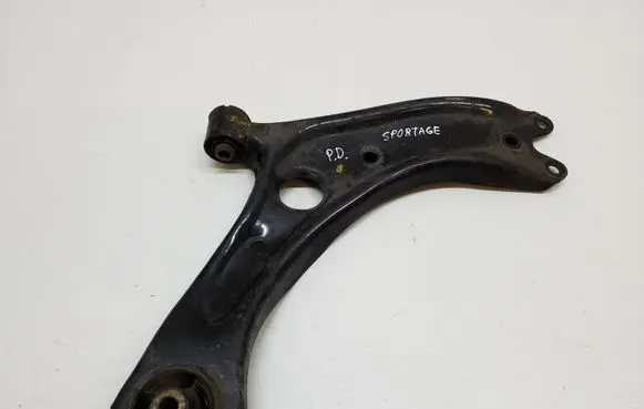 KIA Sportage Front lower control arm/wishbone 54501D7000 54584D3000