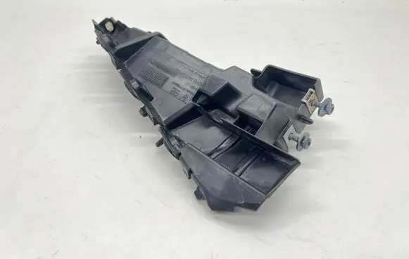 Porsche Cayenne (9Y0 9Y3) Front bumper mounting bracket 9Y0807049 9Y0807049D