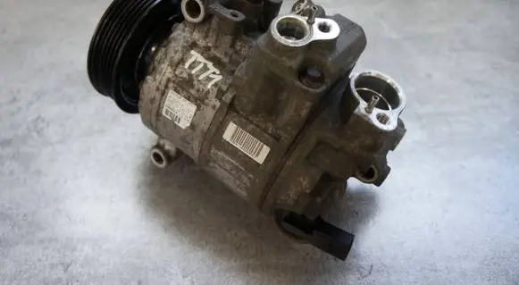 Audi TT TTS Mk2 Air conditioning (A/C) compressor (pump) 8J0260805