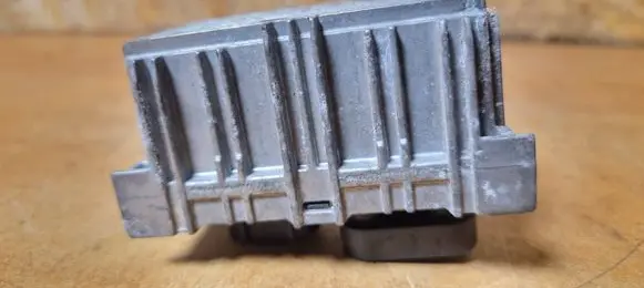 Opel Antara Glow plug pre-heat relay 55574293 0522122601