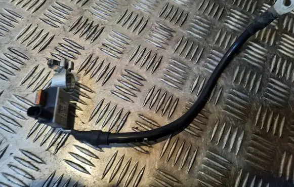 Audi A4 Allroad Negative earth cable (battery) 8S0915181