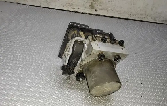Audi A4 S4 B7 8E 8H ABS Pump 265234330 8E0614517