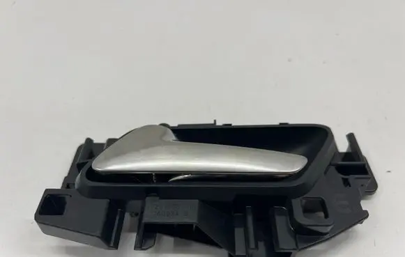 Opel Grandland X Rear door interior handle 9820155380