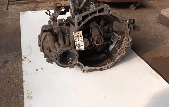 Volkswagen New Beetle Manual 5 speed gearbox ebp25059640918