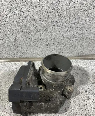 Audi A3 S3 A3 Sportback 8P Throttle valve 06F133062G