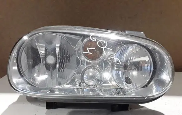 Volkswagen Golf IV Headlight/headlamp 1J1941016B