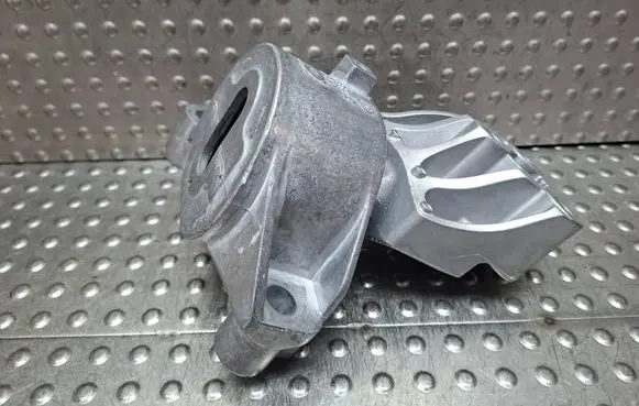 Fiat Doblo Engine mount bracket S27649734 517991100