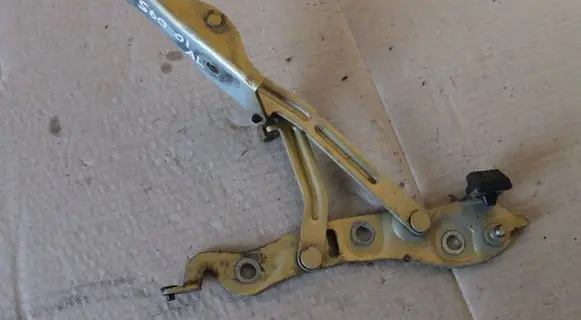 Volvo S60 Tailgate/trunk/boot hinge 30649609