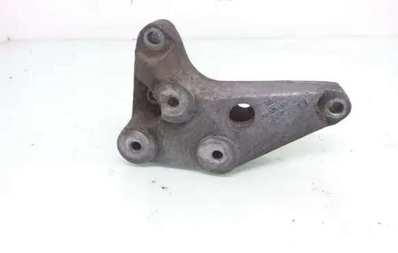 Opel Zafira A Gearbox mounting bracket 90575142 75542