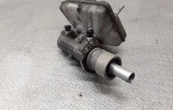 Ford Transit Master brake cylinder 