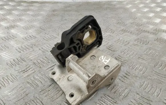 Radiator support slam panel bracket