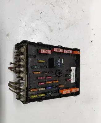 Volkswagen PASSAT B6 Fuse box set 3C0937125 63592777