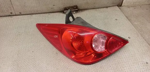 Nissan Tiida C11 Rear/tail lights 