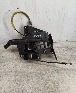 Ford Focus C-MAX Rear door lock 3M5AR26413BN 4265A