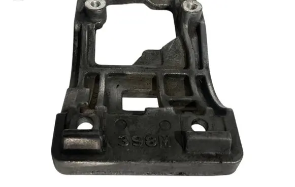 Lexus RX 300 A/C compressor mount bracket 