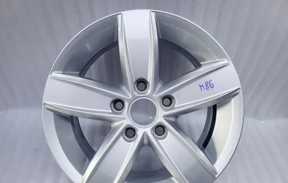 Volkswagen Golf VII R15 alloy rim 