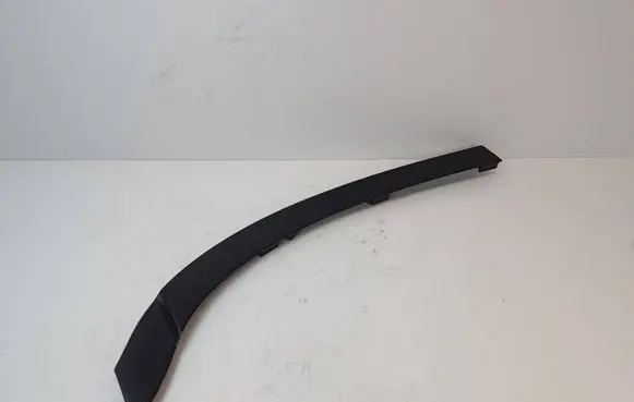 Other sill/pillar trim element