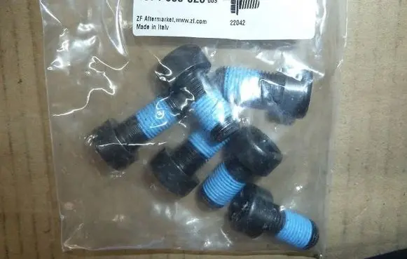 Nuts/bolts