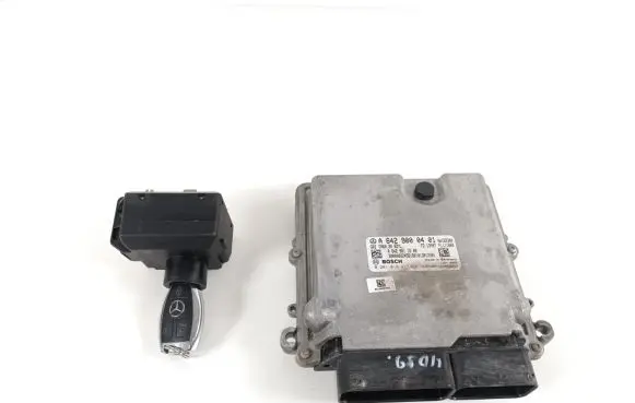 Mercedes-Benz ML W166 Engine ECU kit and lock set 