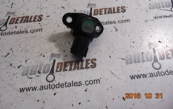 Mercedes-Benz E W211 Air pressure sensor A0051535028