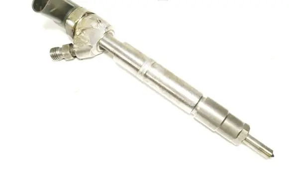Mercedes-Benz C W203 Fuel injector A6110700987