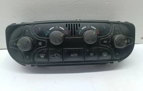 Mercedes-Benz C W203 Climate control unit 2038300785 0075330 9140010485