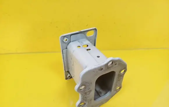 Hyundai i30 Front bumper shock/impact absorber 
