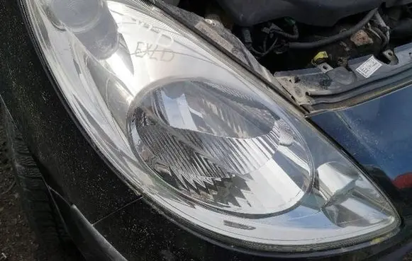 Peugeot 1007 Headlight/headlamp