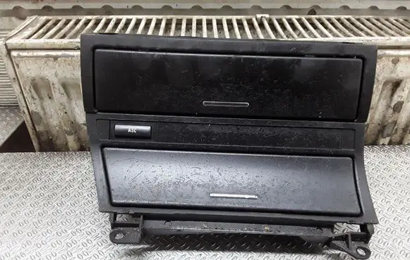 BMW 3 E46 Ashtray (front) 