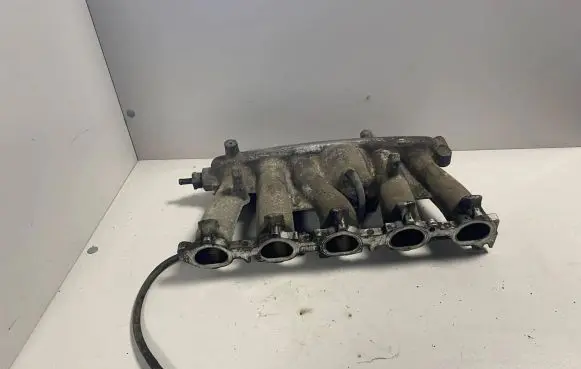 Volvo S80 Intake manifold 09447005