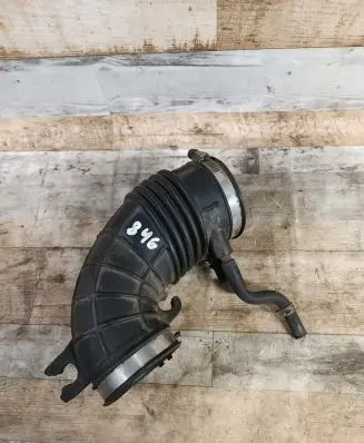 Air intake hose/pipe