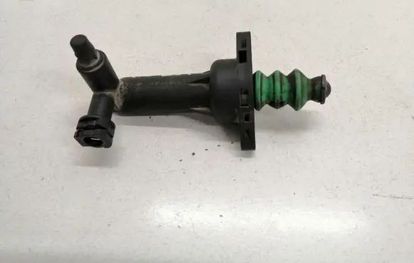 Volkswagen Polo Clutch slave cylinder 6Q0721261D