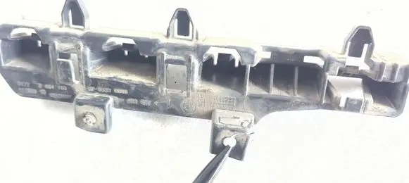 BMW 7 G70 Fender mounting bracket 9464163 11252010