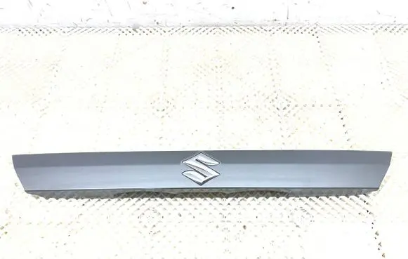 Suzuki Vitara (LY) Trunk door license plate light bar 8394154P0