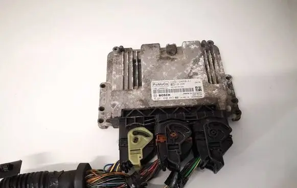 Ford Focus Engine control unit/module cv6q12a650aj