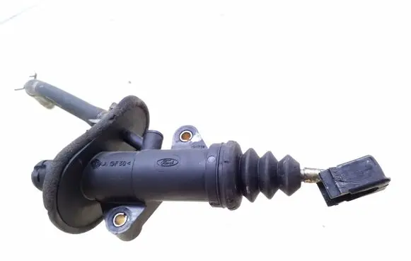Clutch slave cylinder