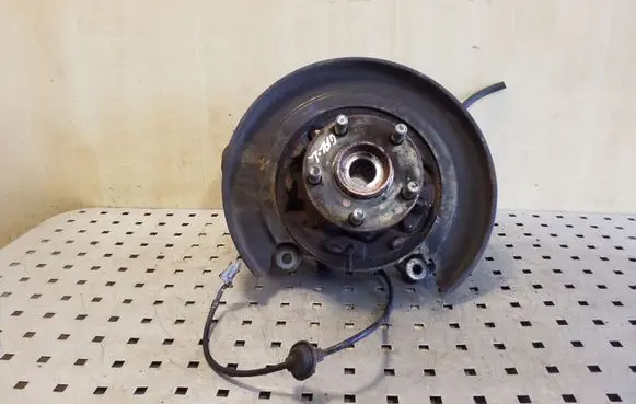 Subaru XV Rear wheel hub