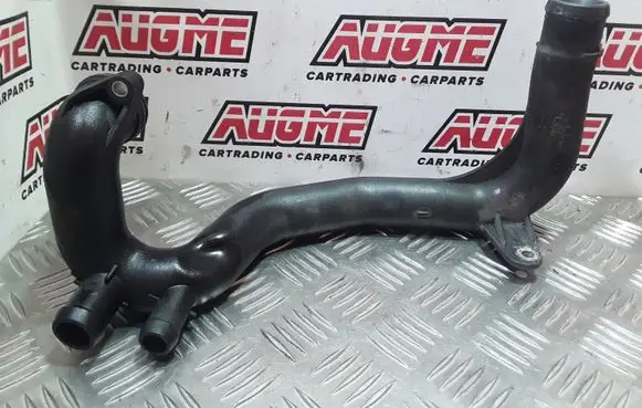 Mercedes-Benz B W245 Engine coolant pipe/hose A6402001352