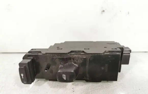 Volvo XC90 Electric window control switch 30658147 MP19BB00181