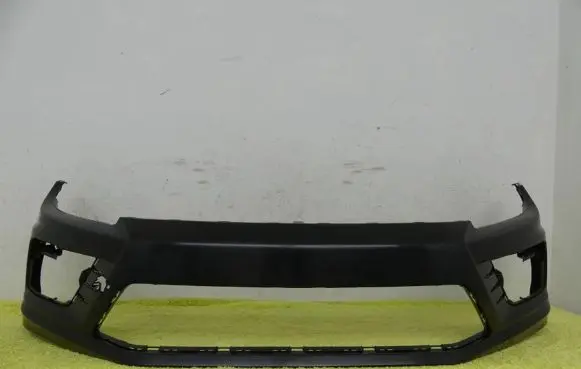 Volkswagen Scirocco Front bumper 1K8807221AB