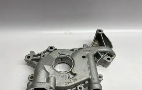 Ford Mustang VI Oil pump 7T4E6621AC 15066022856