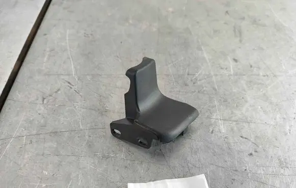 Volvo XC60 Front door seat control surround trim 39832076