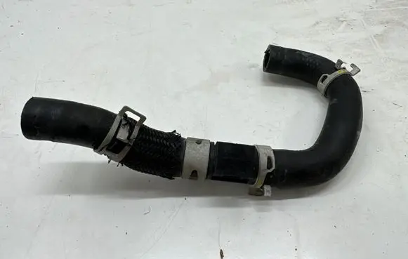 Toyota RAV 4 (XA50) Engine coolant pipe/hose