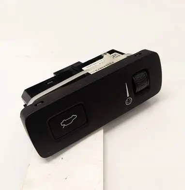 Volvo S90, V90 Tailgate opening switch P31443873
