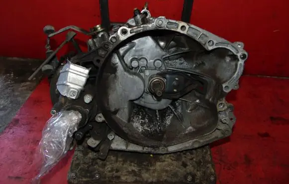 Citroen Xsara Manual 5 speed gearbox 20DL41