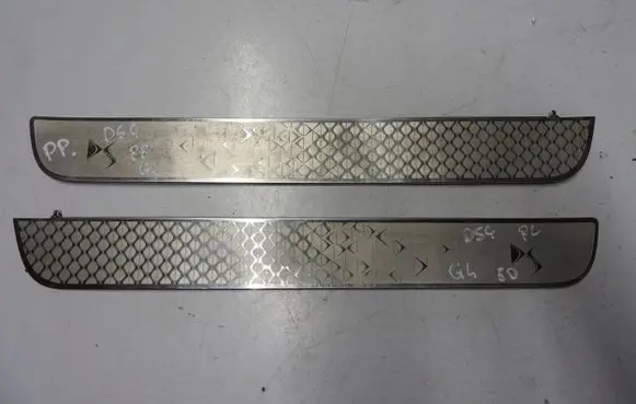 Citroen DS4 sill trim set (inner) 9673521080