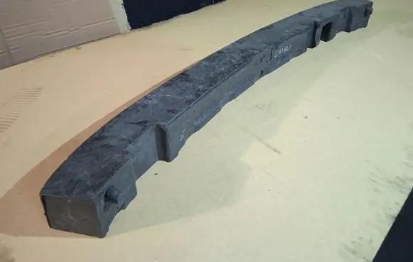 Maserati Ghibli Rear bumper foam support bar 670033709