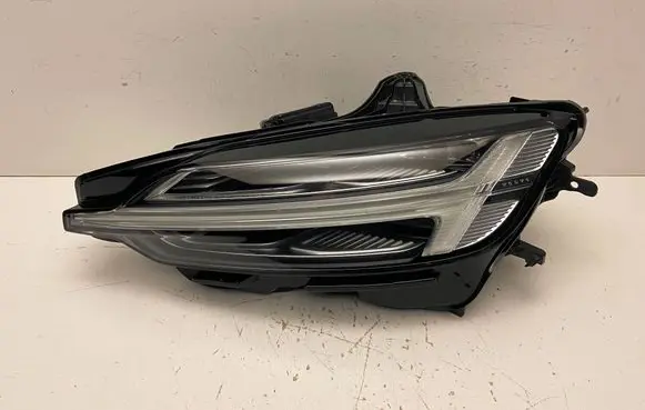 Volvo V60 Headlight/headlamp 32228809 35273713B